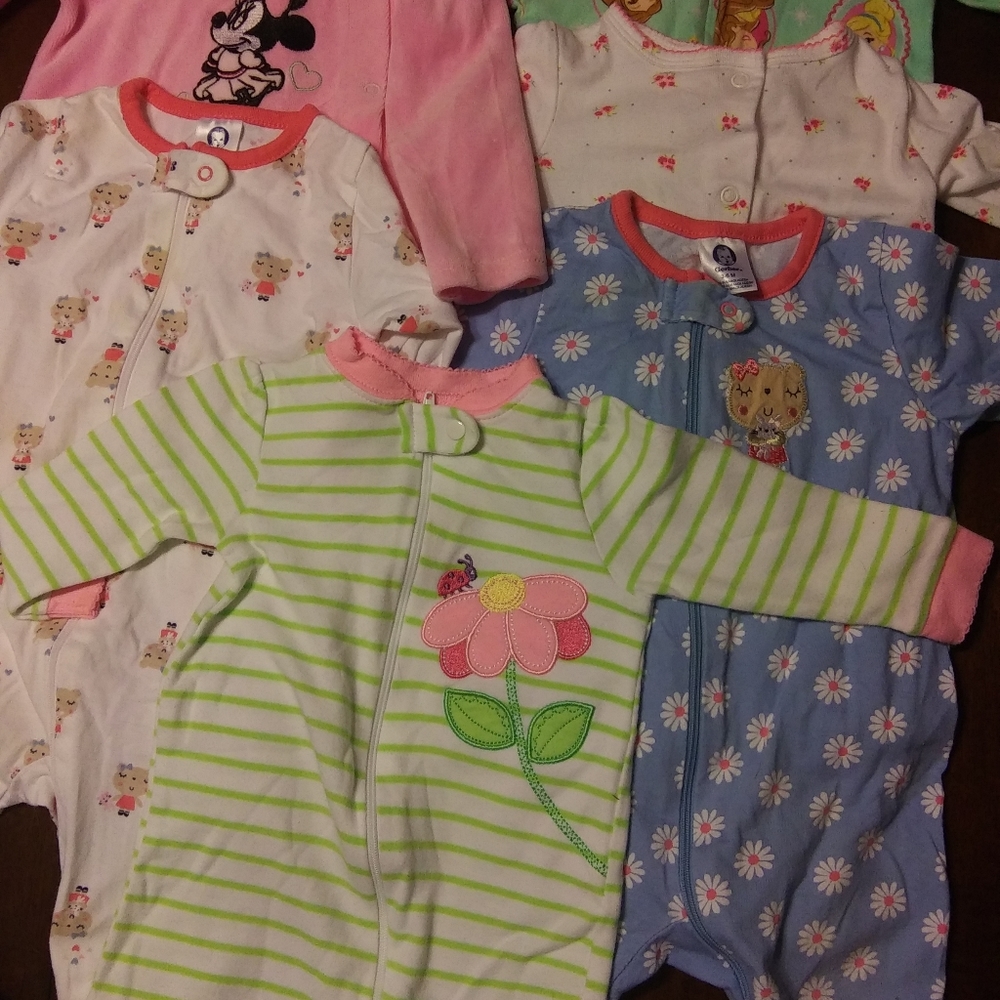 3-6months footed pajamas.